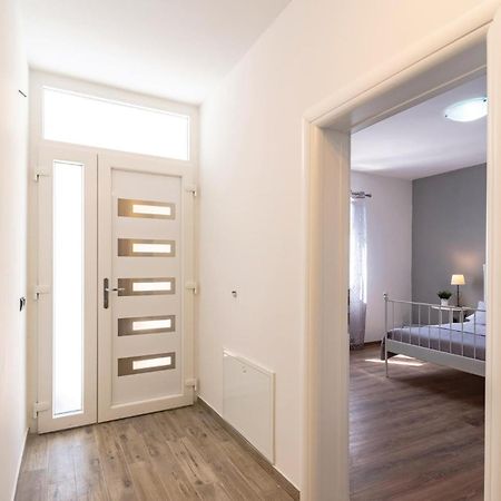 Nice Apartment In Orebic With House Sea View Dış mekan fotoğraf